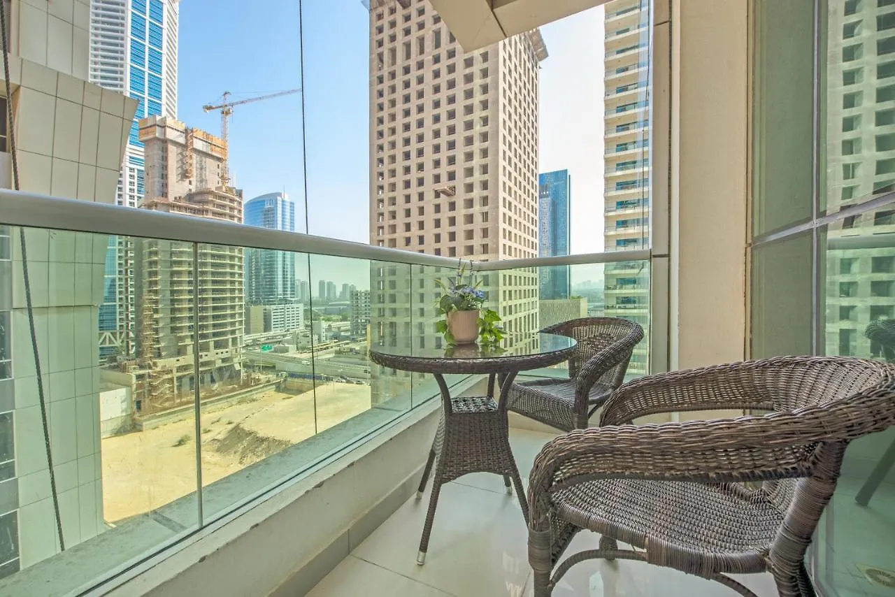 Classic 1Br In Marina Pinnacle Tower, Dubai Marina Apartment